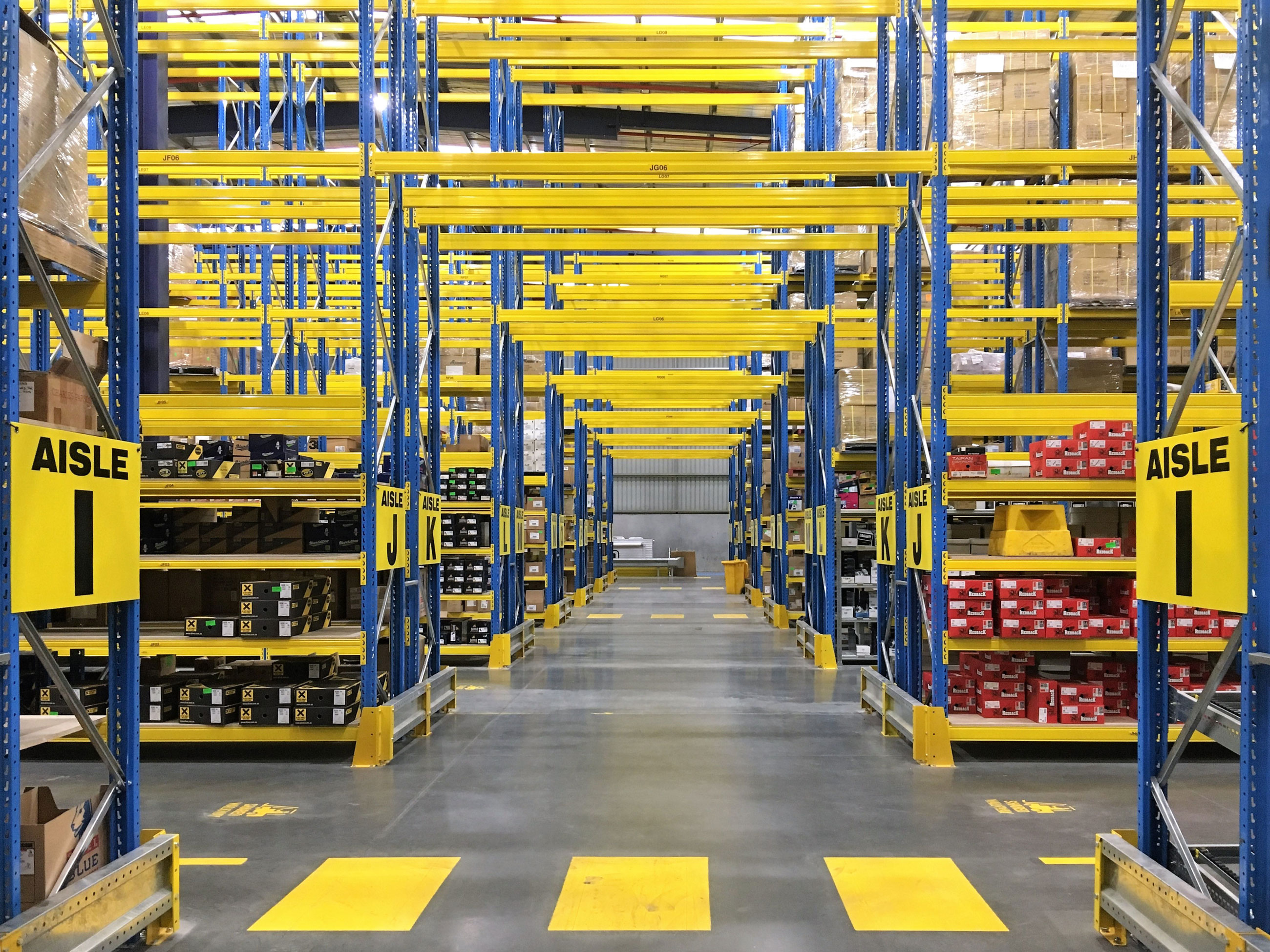 Selective pallet racking at Amare Safety