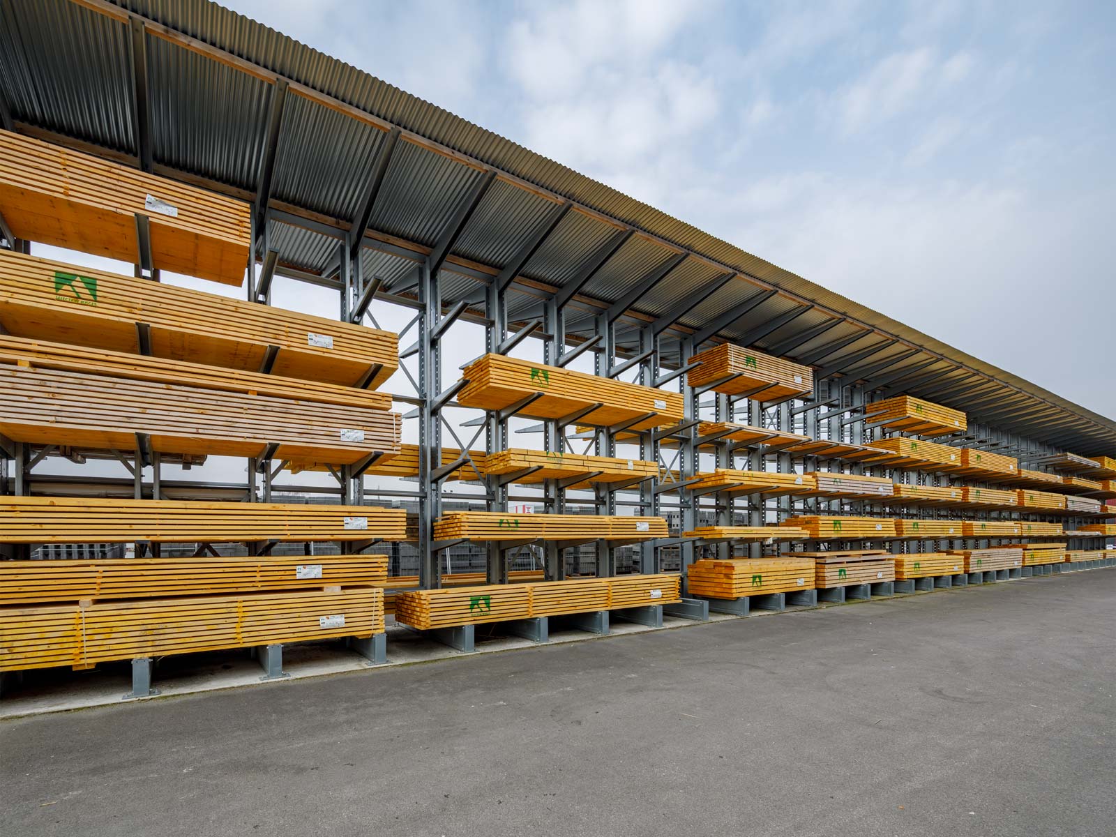 Galvanised cantilever racking