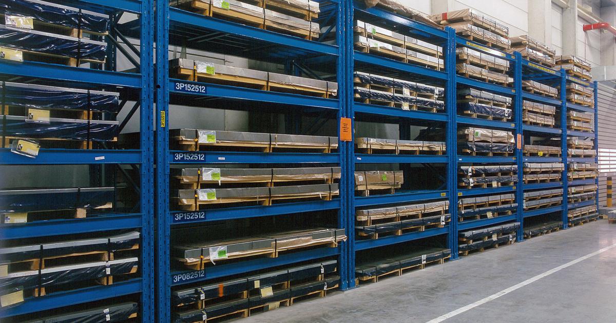 Custom Made Metal Storage Shelves Heavy Duty Racking