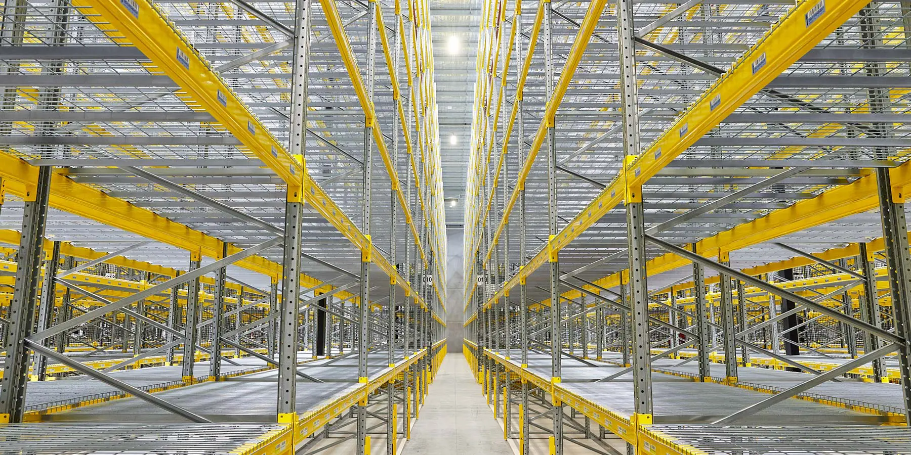 stow Australia Conventional Pallet racking